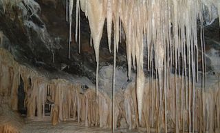 1 Ra Caving Formations