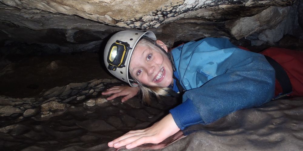 1 Ra Caving Cheese Press